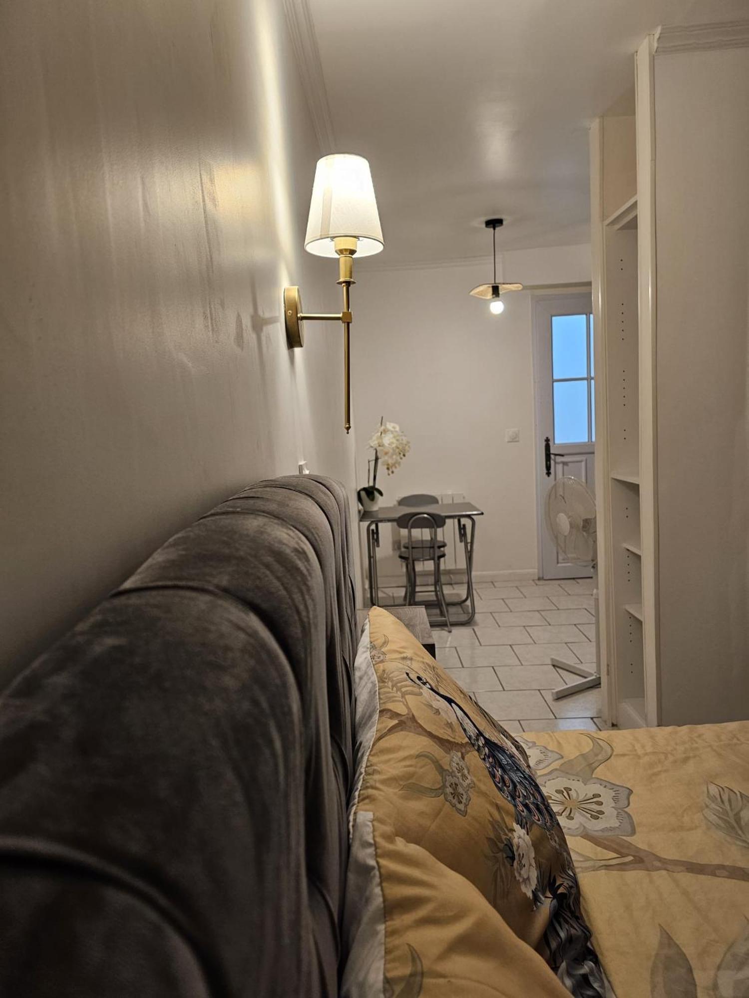 Studio Paris Bagian luar foto